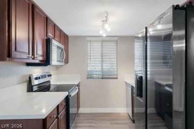 5081 River Glen Drive 125, Las Vegas, NV 89103