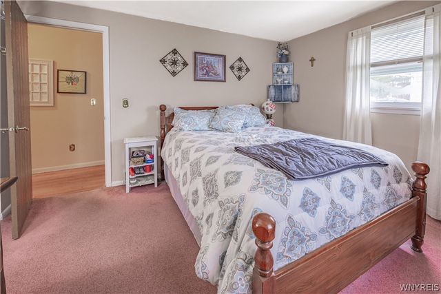 9 Manor Lane, Royalton, NY 14105