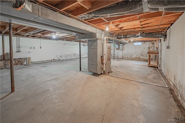 9 Manor Lane, Royalton, NY 14105