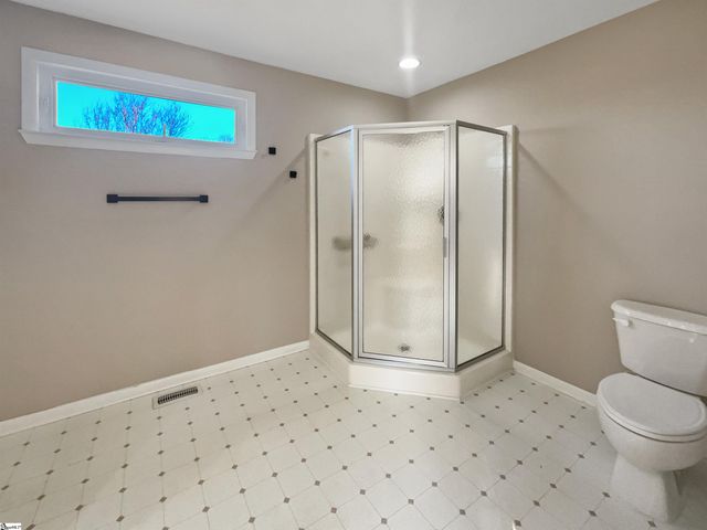 117 Dark Wood Court, Woodruff, SC 29388
