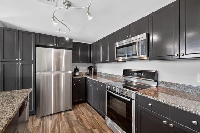 801 E Beach Drive BC0512, Galveston, TX 77550