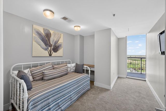 801 E Beach Drive BC0512, Galveston, TX 77550
