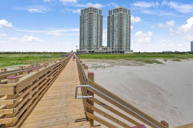 801 E Beach Drive BC0512, Galveston, TX 77550
