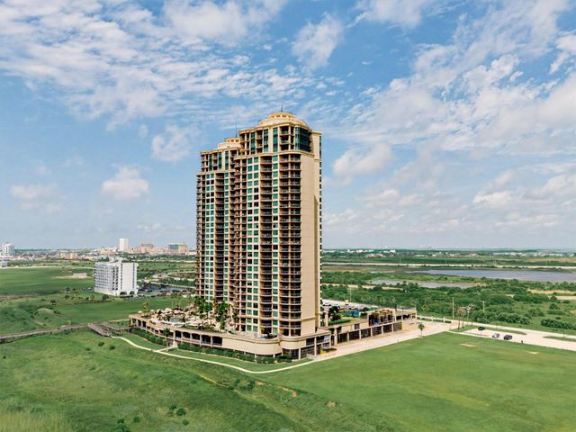 801 E Beach Drive BC0512, Galveston, TX 77550