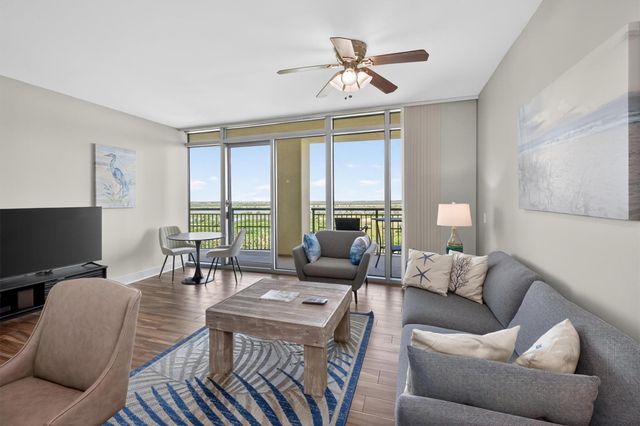801 E Beach Drive BC0512, Galveston, TX 77550