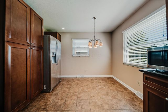 2699 Eugene Avenue, Grove City, OH 43123