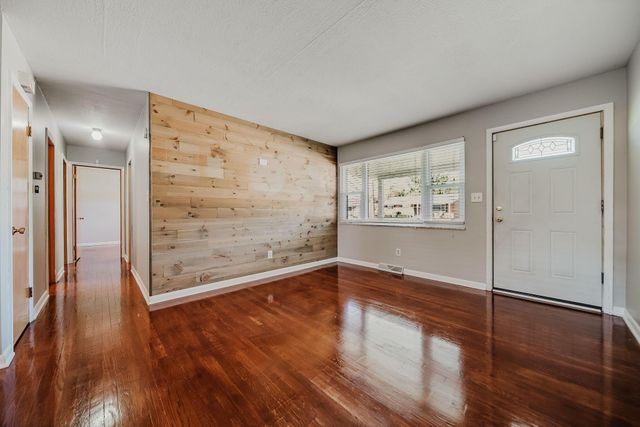 2699 Eugene Avenue, Grove City, OH 43123