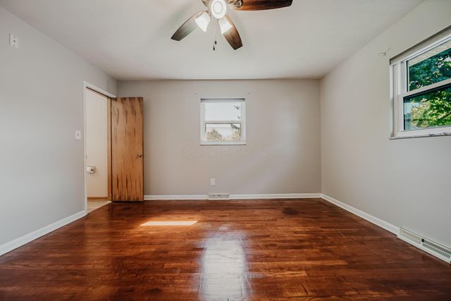 2699 Eugene Avenue, Grove City, OH 43123