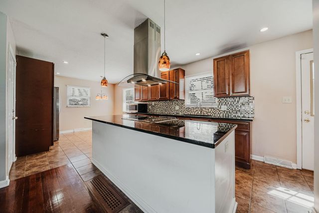 2699 Eugene Avenue, Grove City, OH 43123