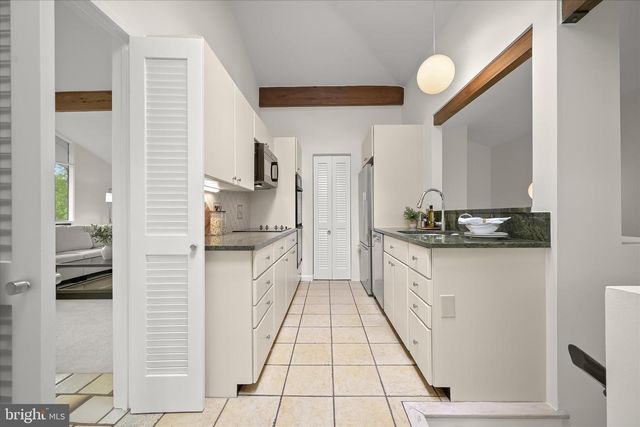 6544 WISCASSET RD, Bethesda, MD 20816