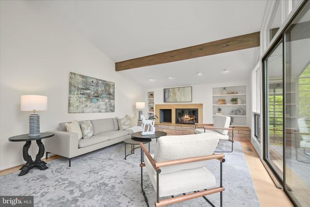 6544 WISCASSET RD, Bethesda, MD 20816