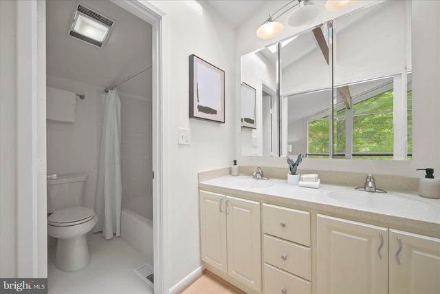 6544 WISCASSET RD, Bethesda, MD 20816