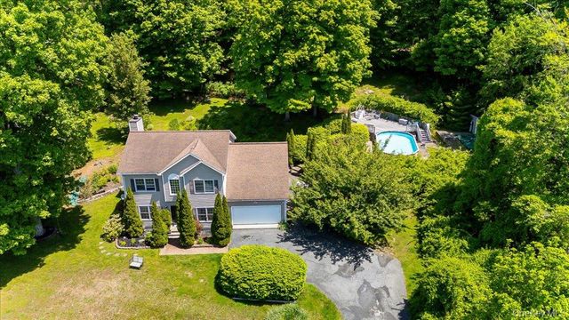 104 Wiccopee Road, Putnam Valley, NY 10579