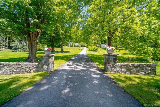 104 Wiccopee Road, Putnam Valley, NY 10579