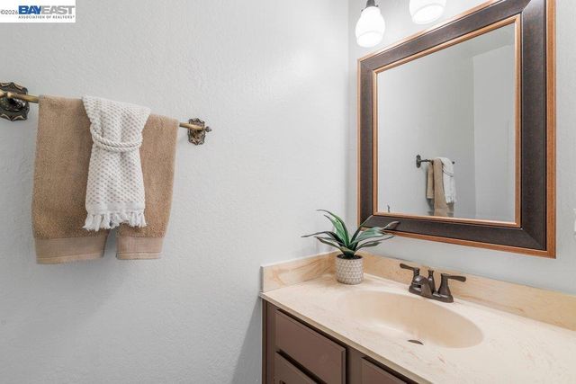 3836 Keneland Way, Pleasanton, CA 94588