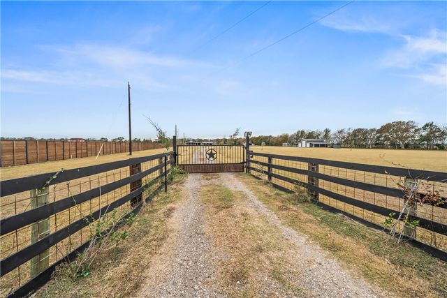 10630 Padon Road, Other, TX 77461