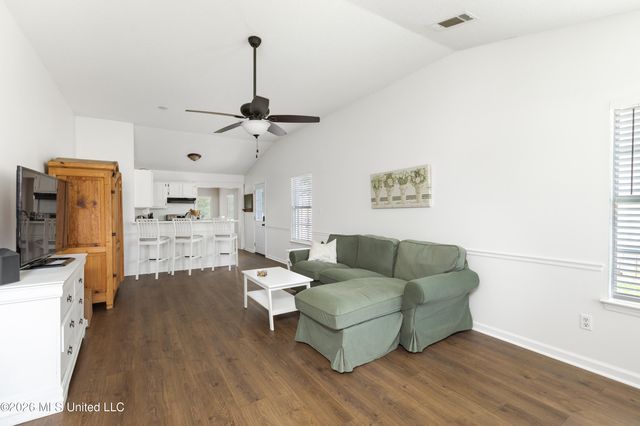 9472 Village Pointe, Olive Branch, MS 38654