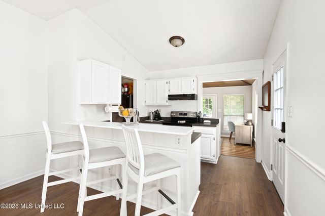 9472 Village Pointe, Olive Branch, MS 38654