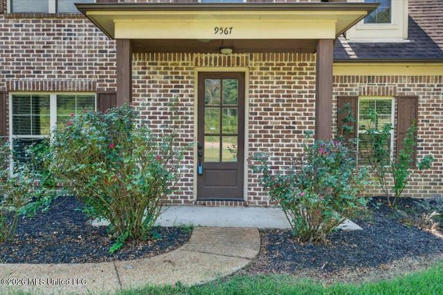 9567 Holly Springs Road, Hernando, MS 38632