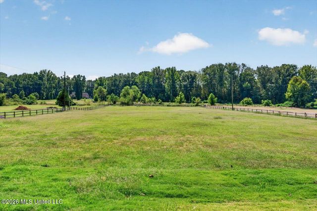 9567 Holly Springs Road, Hernando, MS 38632