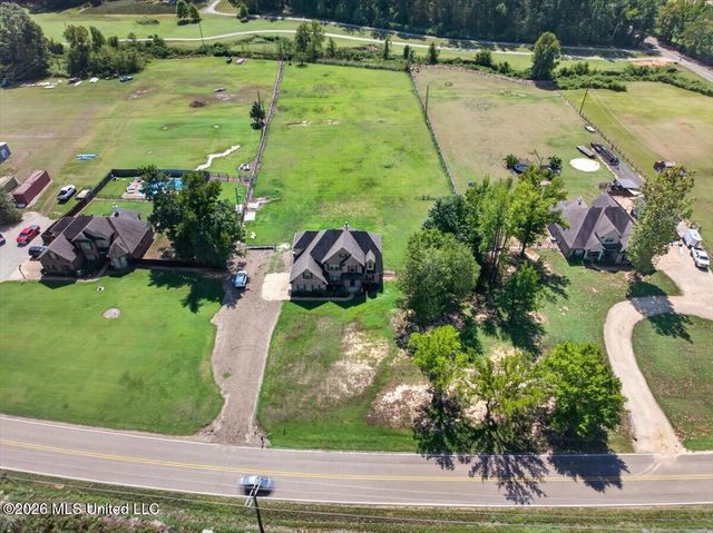 9567 Holly Springs Road, Hernando, MS 38632