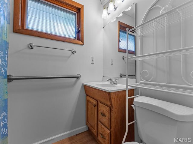 2216 Apple Bud Lane, St Louis, MO 63125
