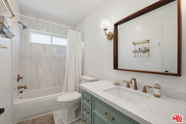 2112 Warfield Avenue 9, Redondo Beach, CA 90278