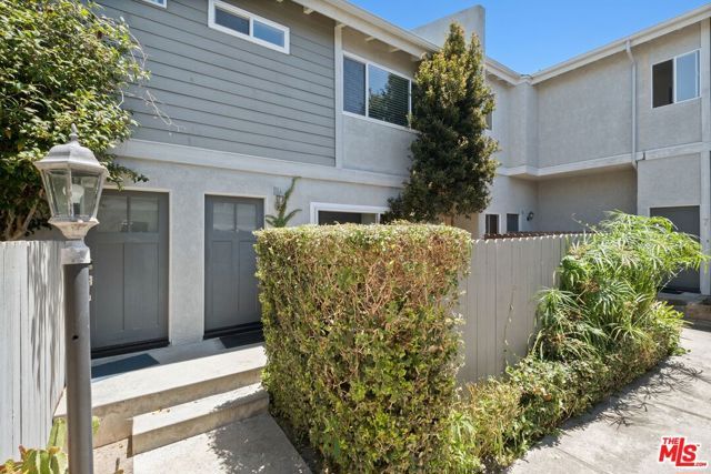 2112 Warfield Avenue 9, Redondo Beach, CA 90278