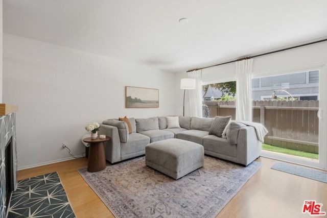 2112 Warfield Avenue 9, Redondo Beach, CA 90278