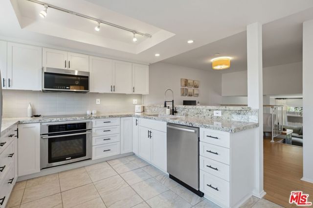 2112 Warfield Avenue 9, Redondo Beach, CA 90278