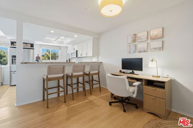 2112 Warfield Avenue 9, Redondo Beach, CA 90278
