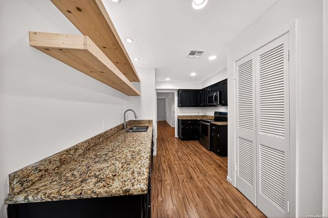 7926 Broadway Apt 309, San Antonio, TX 78209