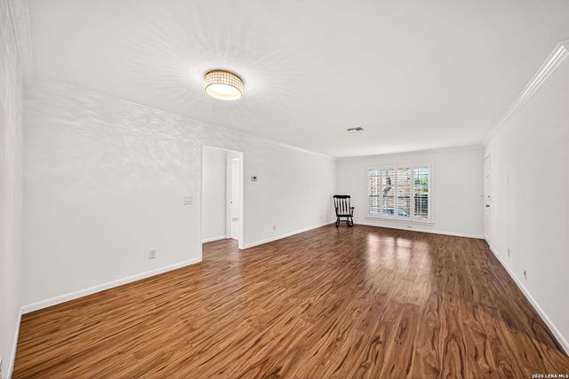 7926 Broadway Apt 309, San Antonio, TX 78209