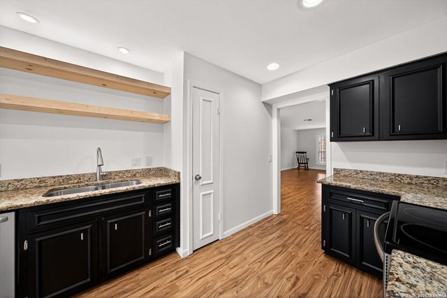 7926 Broadway Apt 309, San Antonio, TX 78209