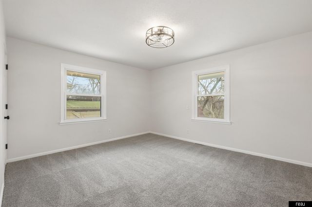 205 Wildwood Drive, Council Bluffs, IA 51503