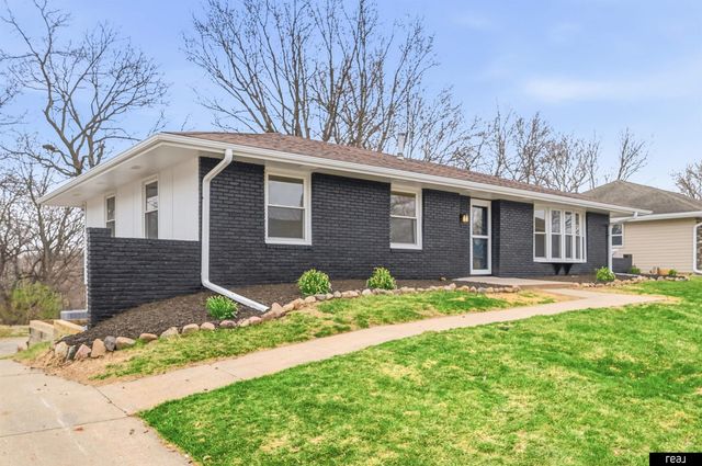 205 Wildwood Drive, Council Bluffs, IA 51503