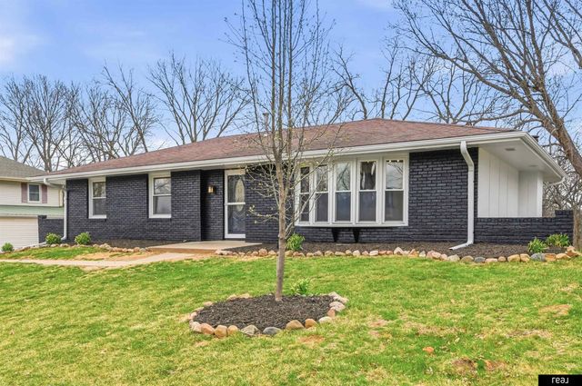 205 Wildwood Drive, Council Bluffs, IA 51503