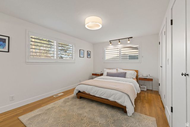 1611 E DEAUVILLE AVE, Murray, UT 84121