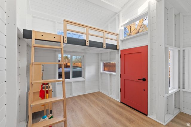 1611 E DEAUVILLE AVE, Murray, UT 84121