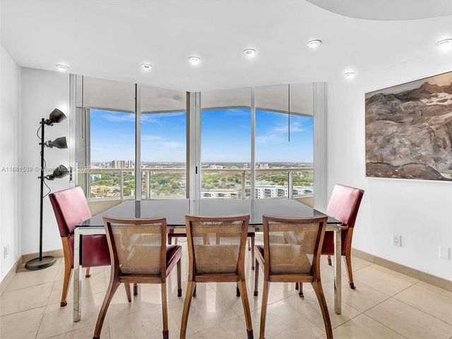 21205 Yacht Club Dr 2605, Aventura, FL 33180