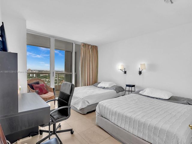 21205 Yacht Club Dr 2605, Aventura, FL 33180