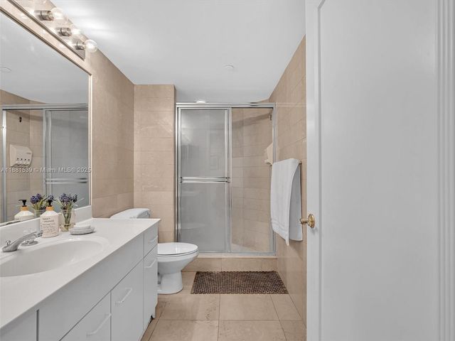 21205 Yacht Club Dr 2605, Aventura, FL 33180