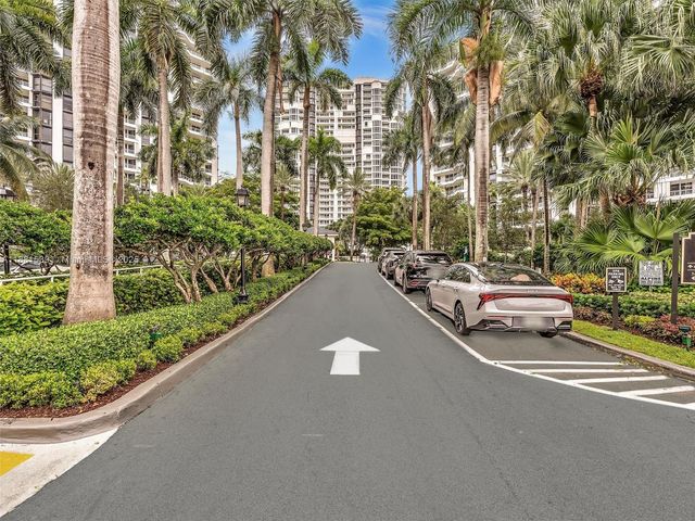 21205 Yacht Club Dr 2605, Aventura, FL 33180