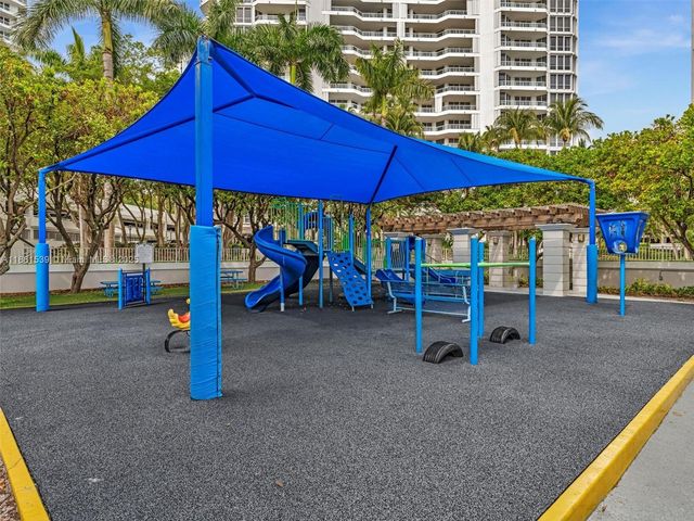 21205 Yacht Club Dr 2605, Aventura, FL 33180