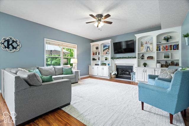 10774 Brixton Lane, Fishers, IN 46037