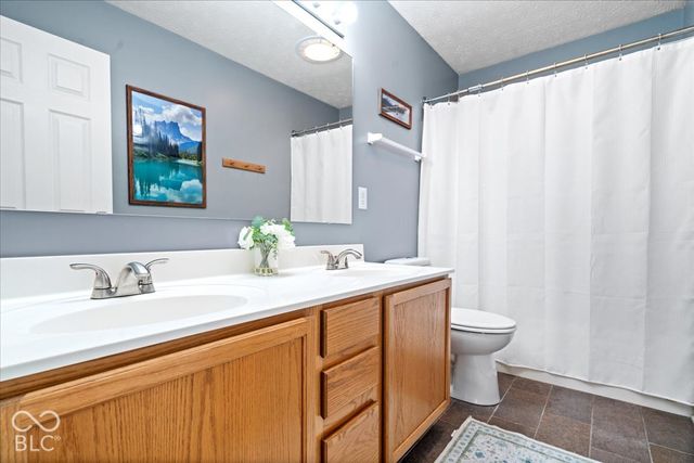 10774 Brixton Lane, Fishers, IN 46037