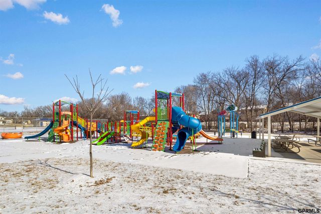 3004 Lone Tree Road, Bellevue, NE 68123