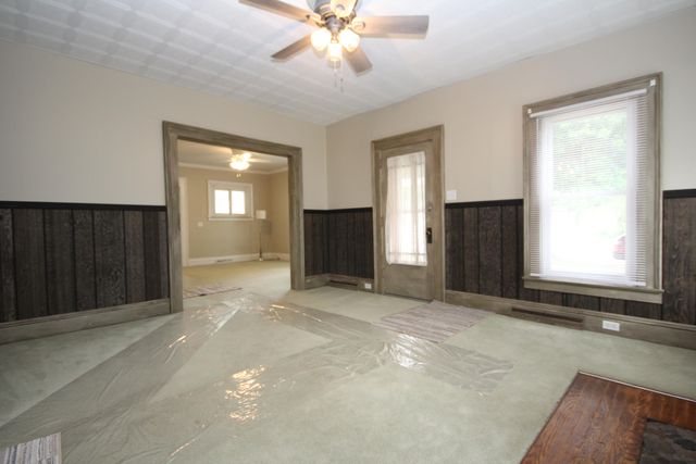 208 S Michigan Avenue, Vicksburg, MI 49097