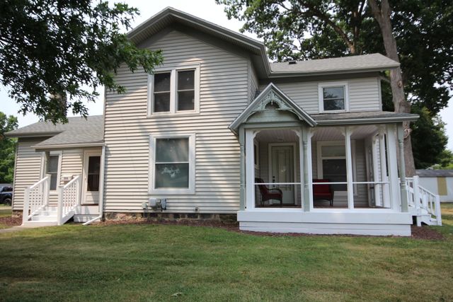 208 S Michigan Avenue, Vicksburg, MI 49097