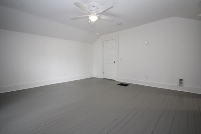 208 S Michigan Avenue, Vicksburg, MI 49097